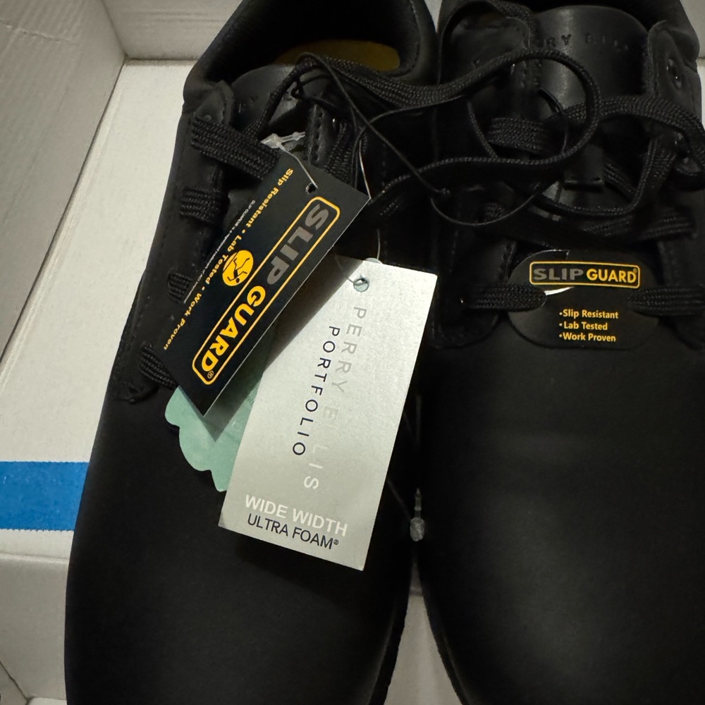Perry Ellis Black Lace-Up Oxford Work Shoe - Picture 5 of 5